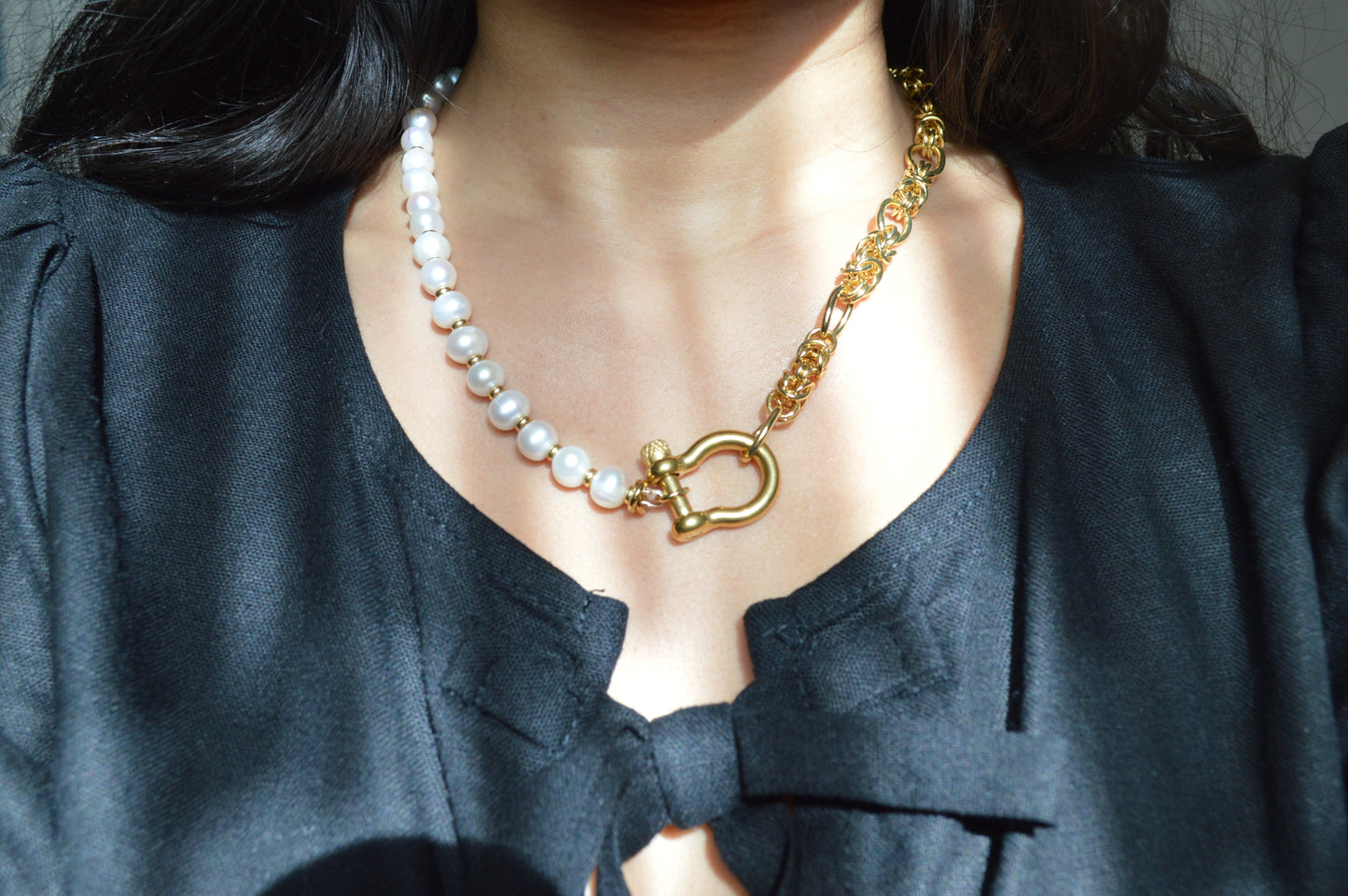 19" Shackle's Pearls & Byzantine Gold Necklace