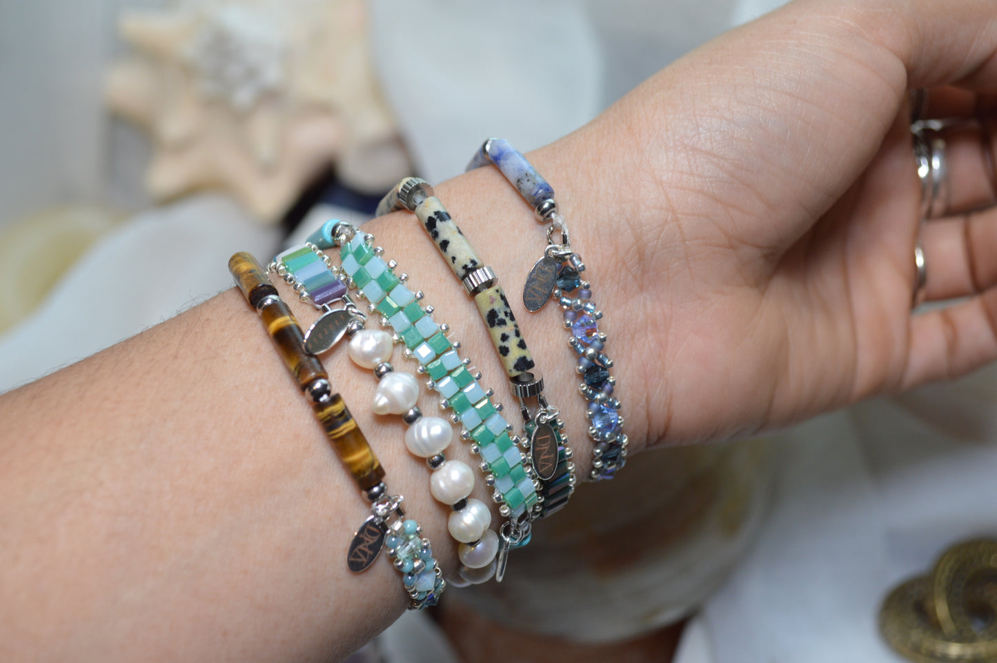 Pearly Colors Half Stretch Bracelet