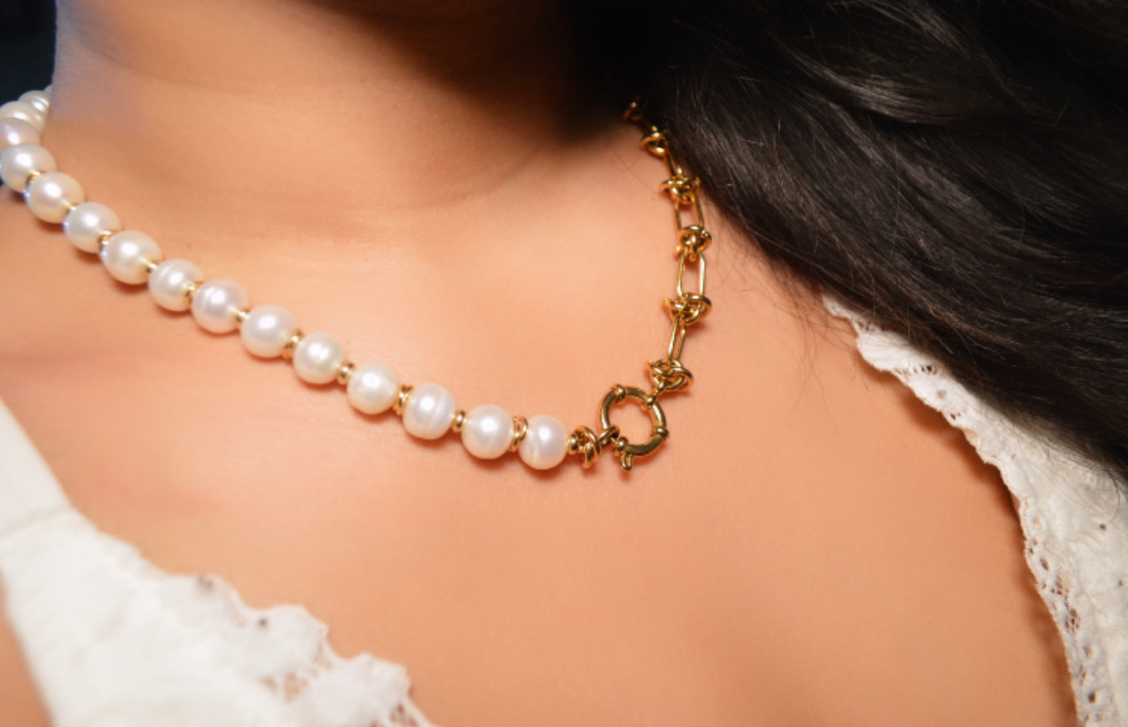 Sailor’s Knots & Pearl Necklace