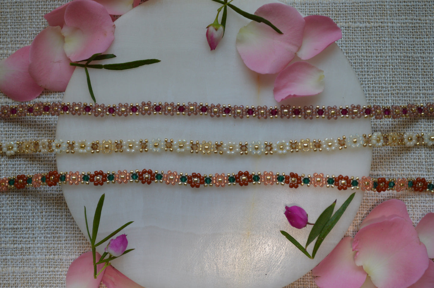 Flora Crochet Gold Healix