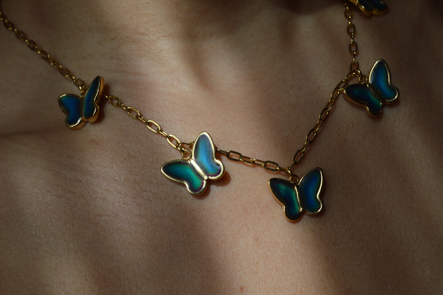 18" Social Butterfly Mood Necklace