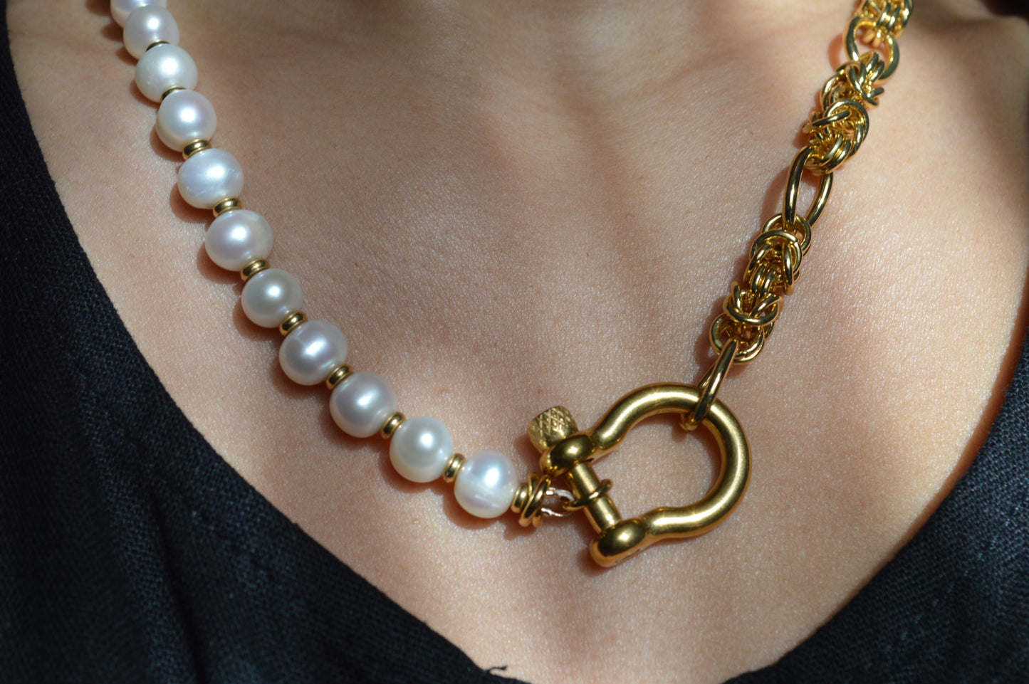 19" Shackle's Pearls & Byzantine Gold Necklace