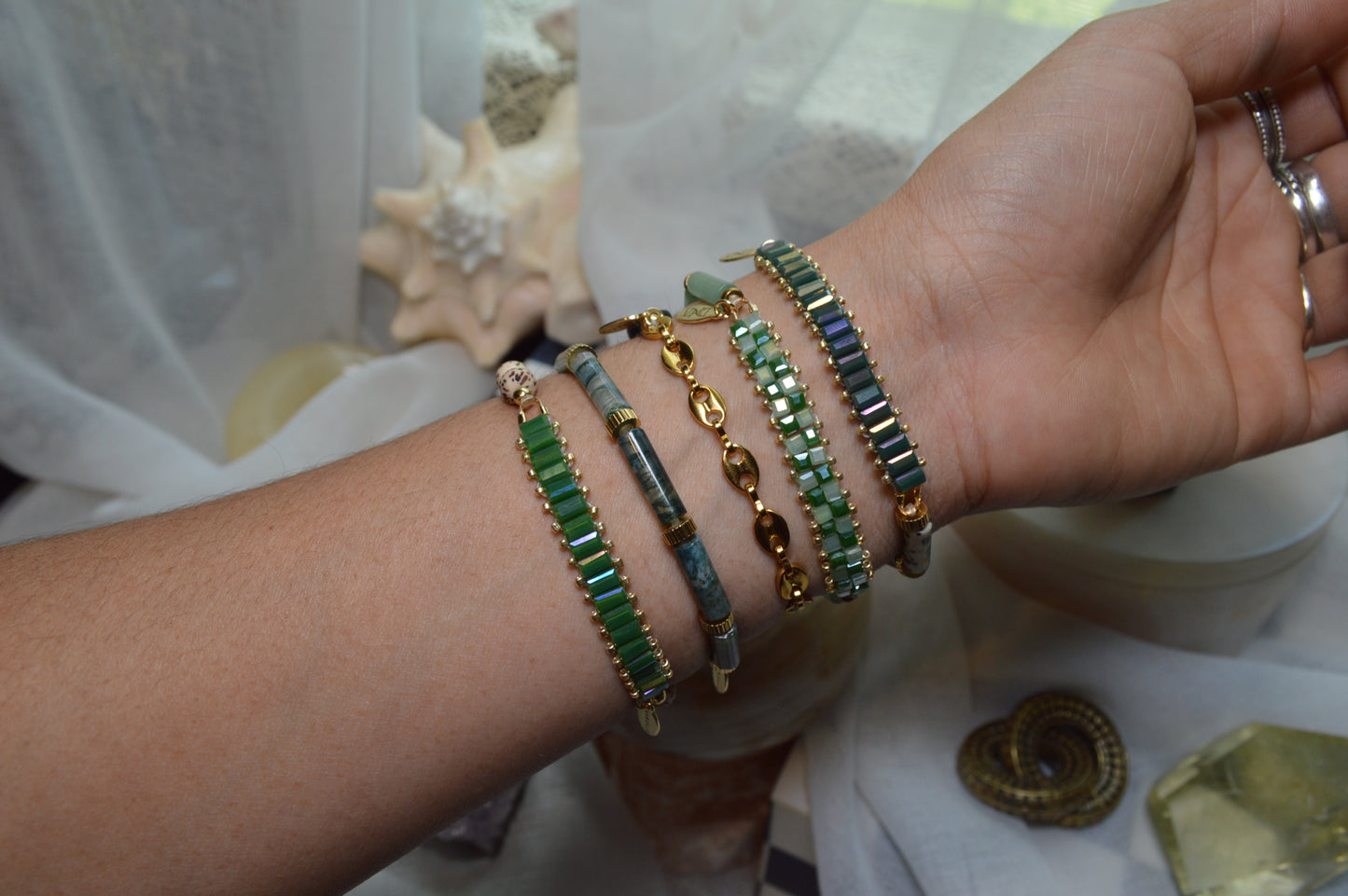 Bhodi Seed Half Stretch Bracelet