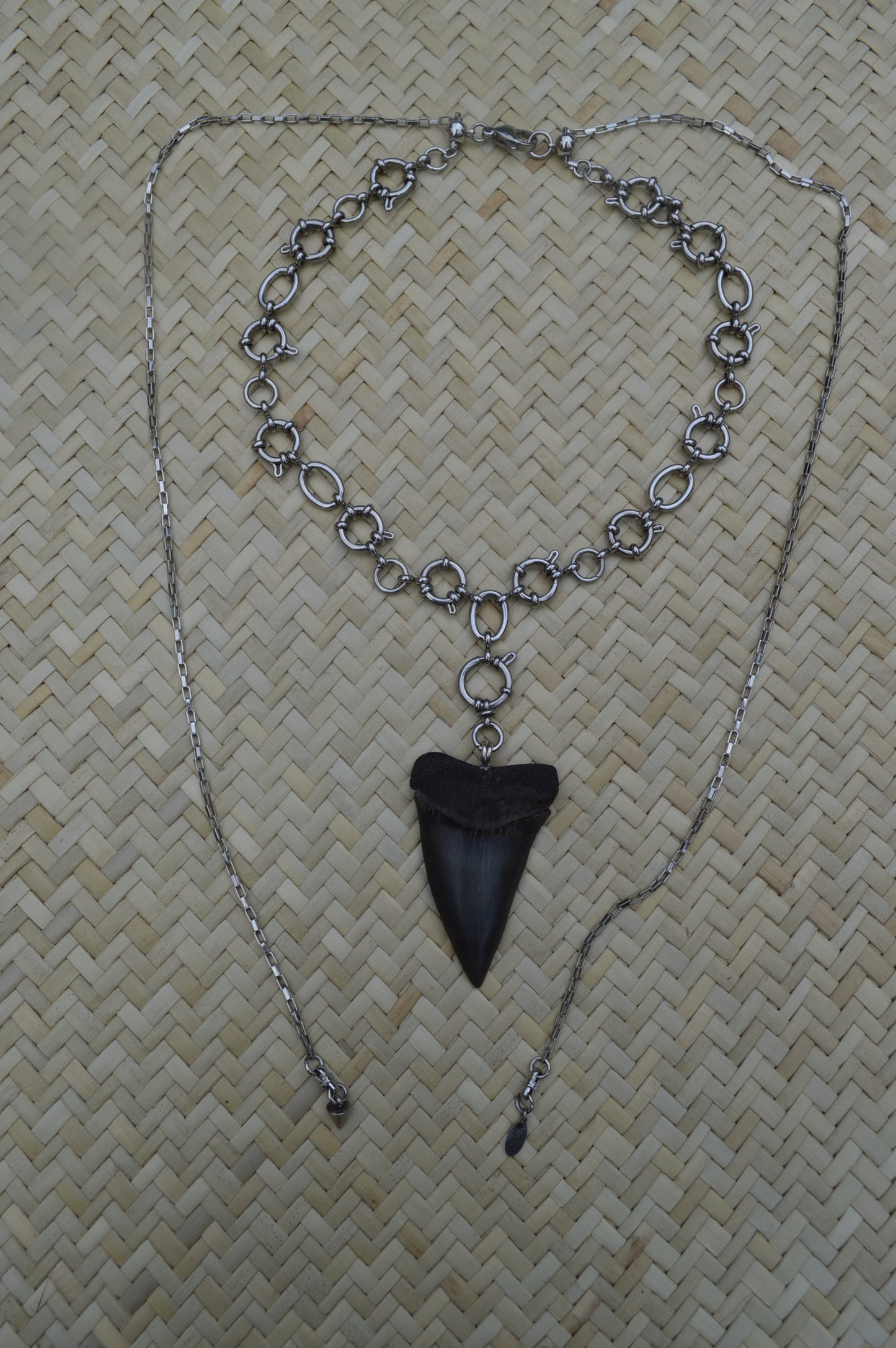 No.14 Galena Mako 42" Lariat Necklace